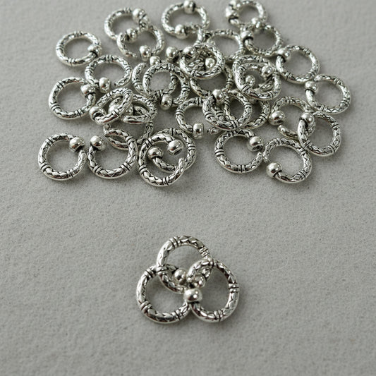 Decorative Connector Ring