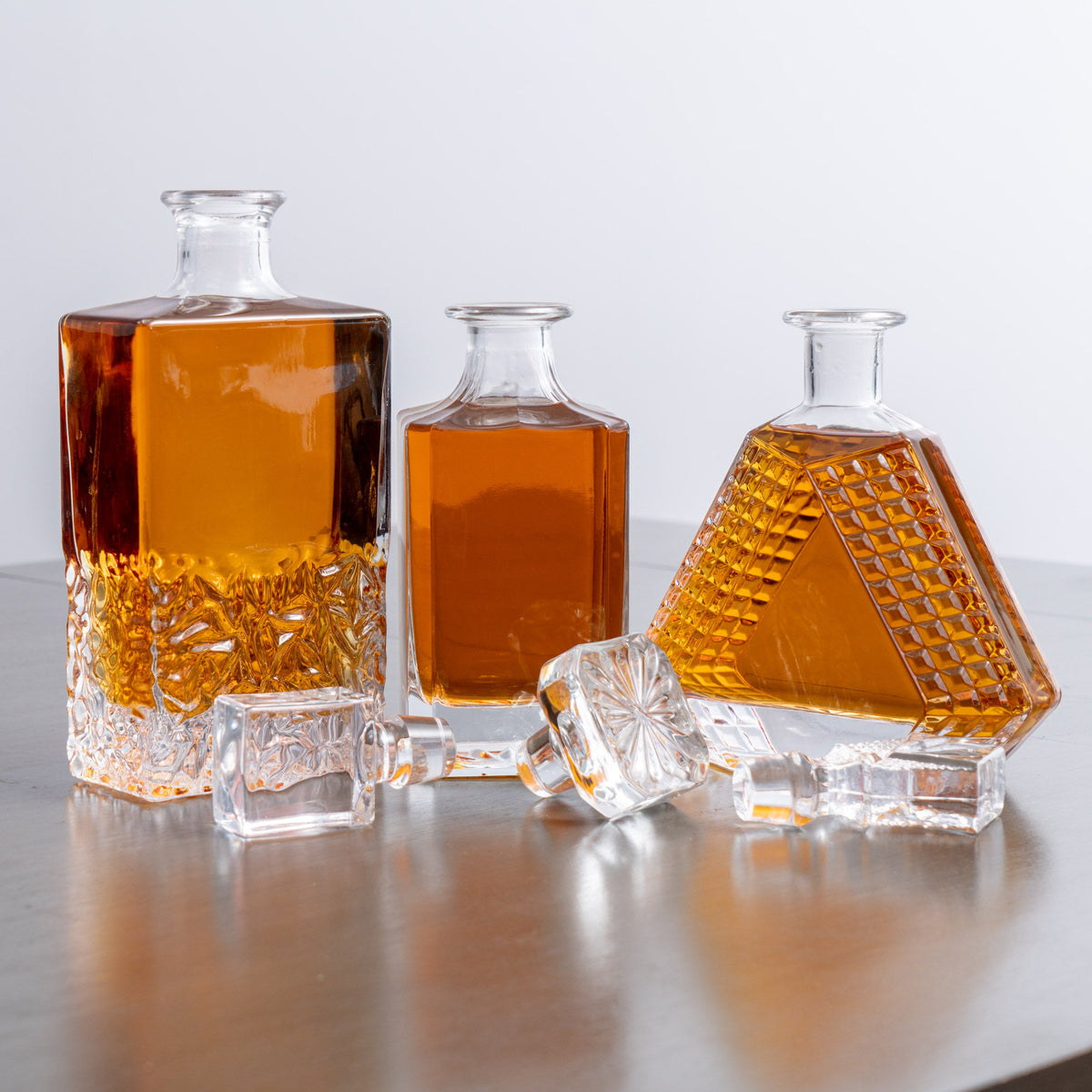 Whiskey Decanter - Triangle - 650ML - Clay Revolution