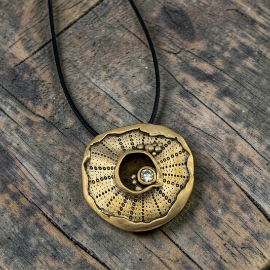 Gem of the Sea Pendant Class with Stephanie Chavez 9-29-26 In Person and Online