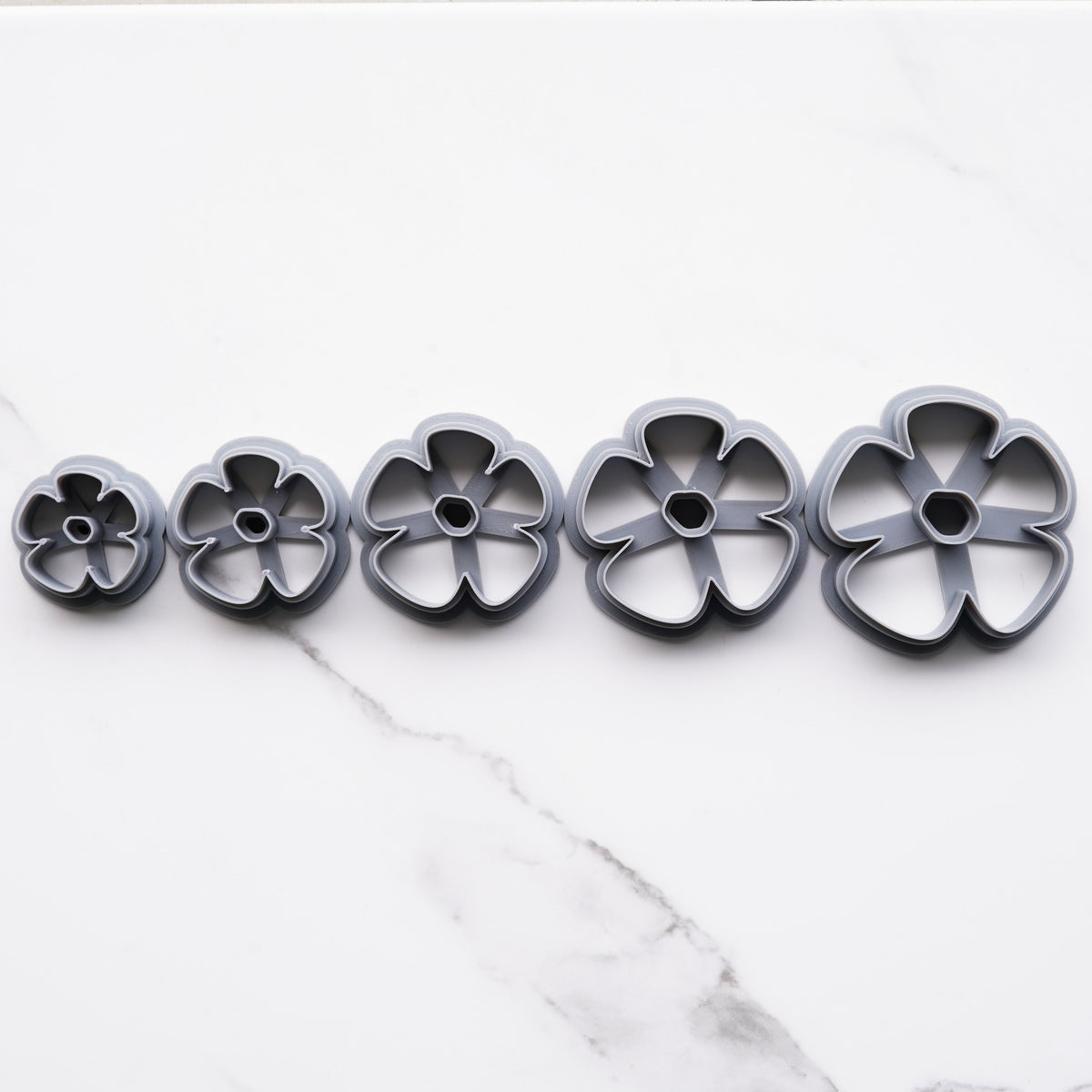 Happy Holly Flowers - Clay Revolution