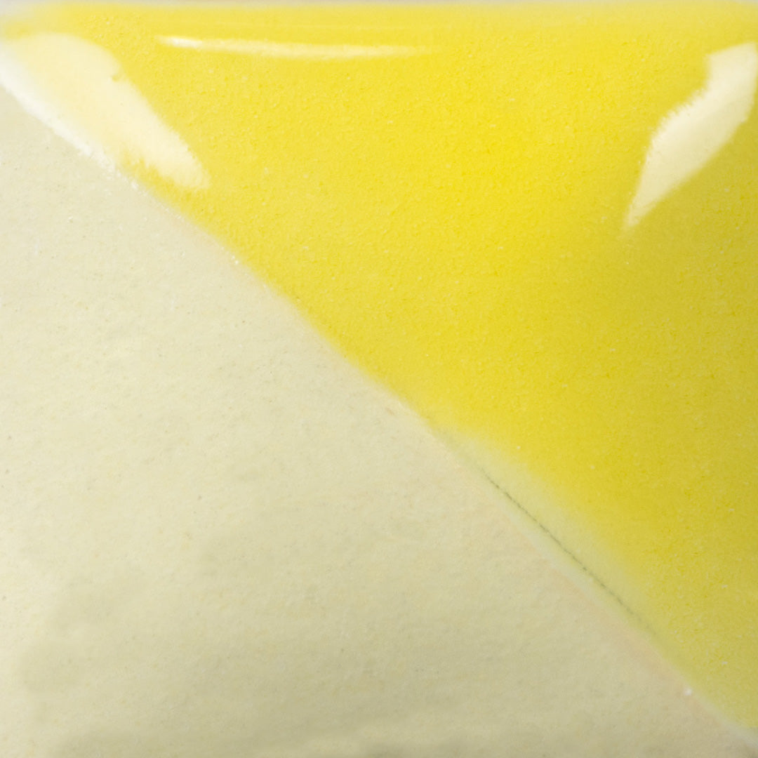Mayco Underglaze UG-46 Fundamentals Bright Yellow (2 fl oz) - Clay Revolution