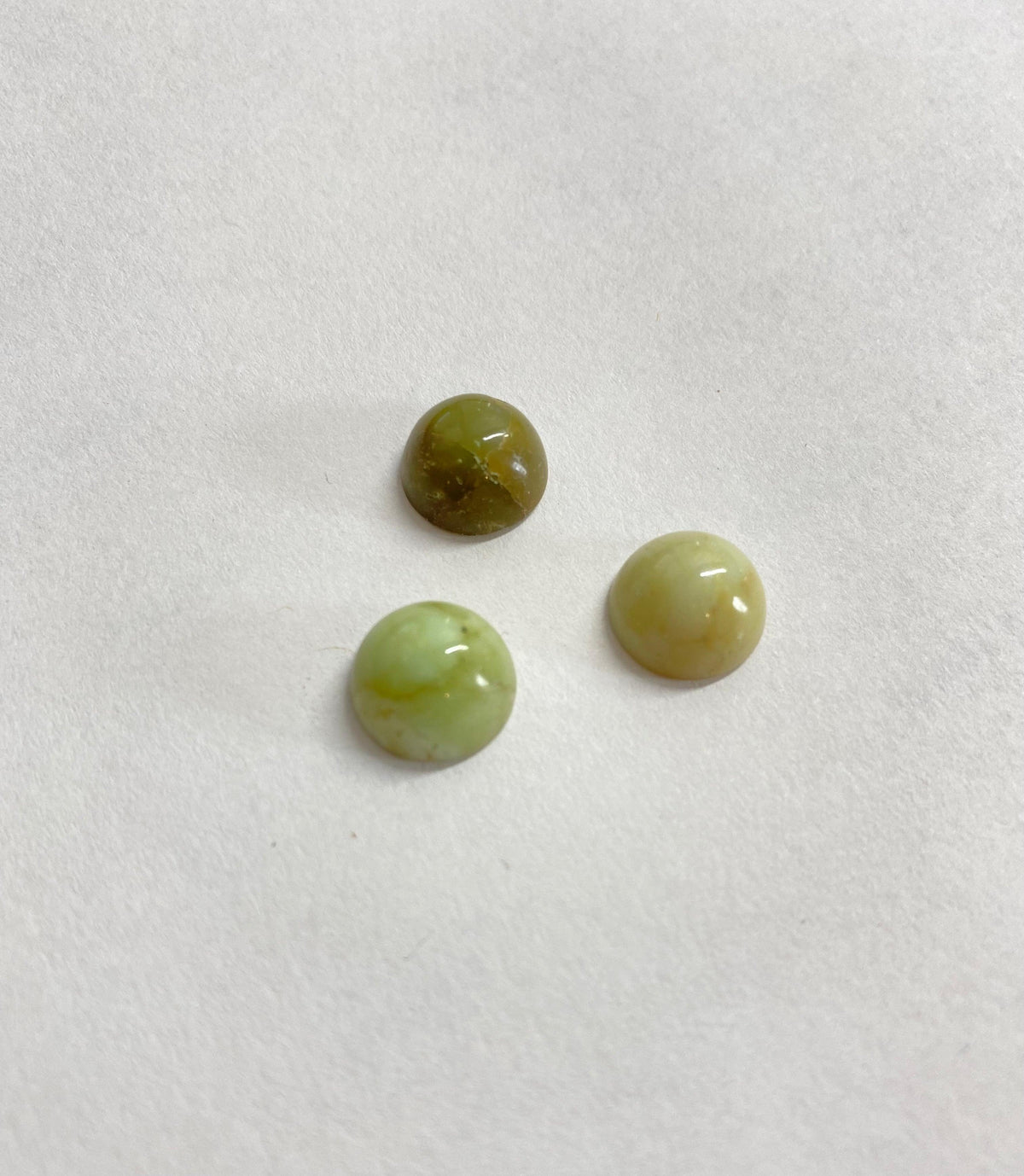 Chrysoprase Cabochon Round 10mm - ClayRevolution